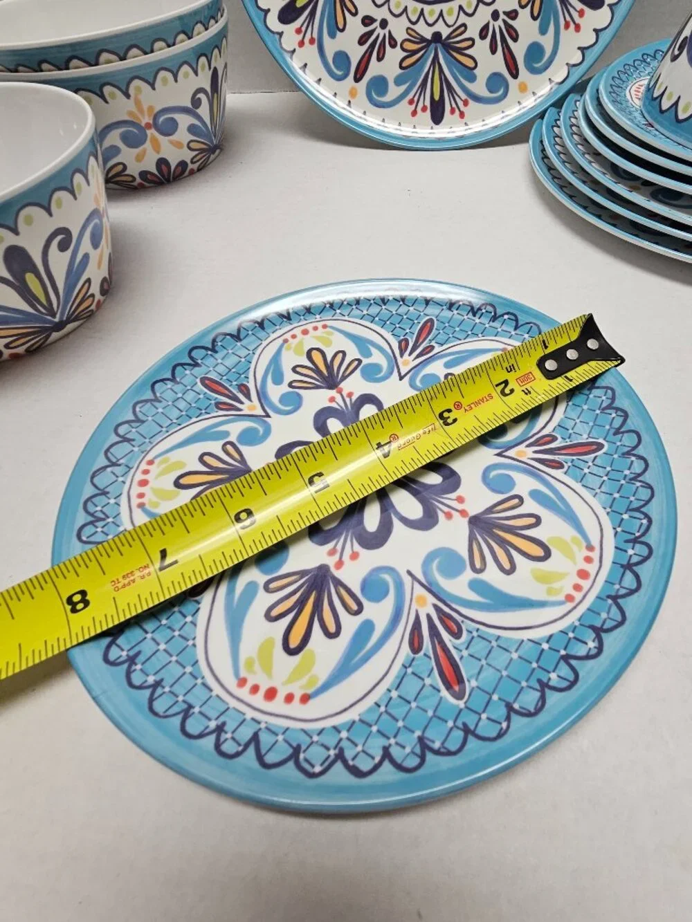 Beautiful Bzyoo Dinnerware Melamine Blues Collection Plates Bowls 12 Piece pc